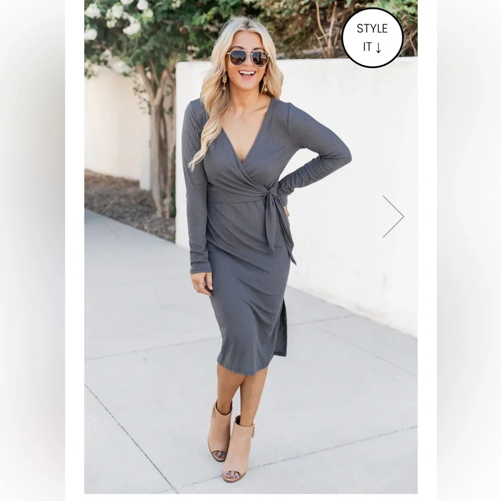 Pink Lily Ribbed Midi Grey Dress - Picture 2 of 12